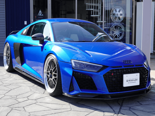 2022 AUDI R8